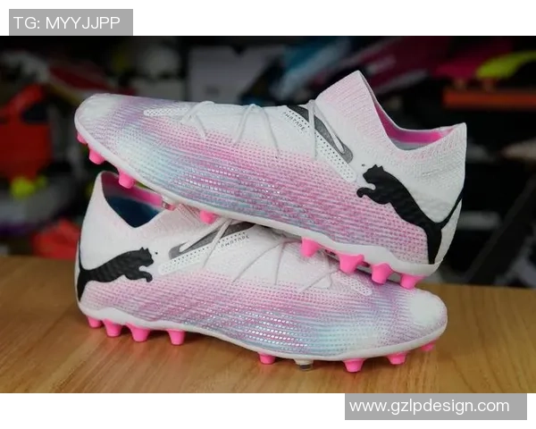 球星足球鞋使用多久会磨损严重影响性能及更换周期分析